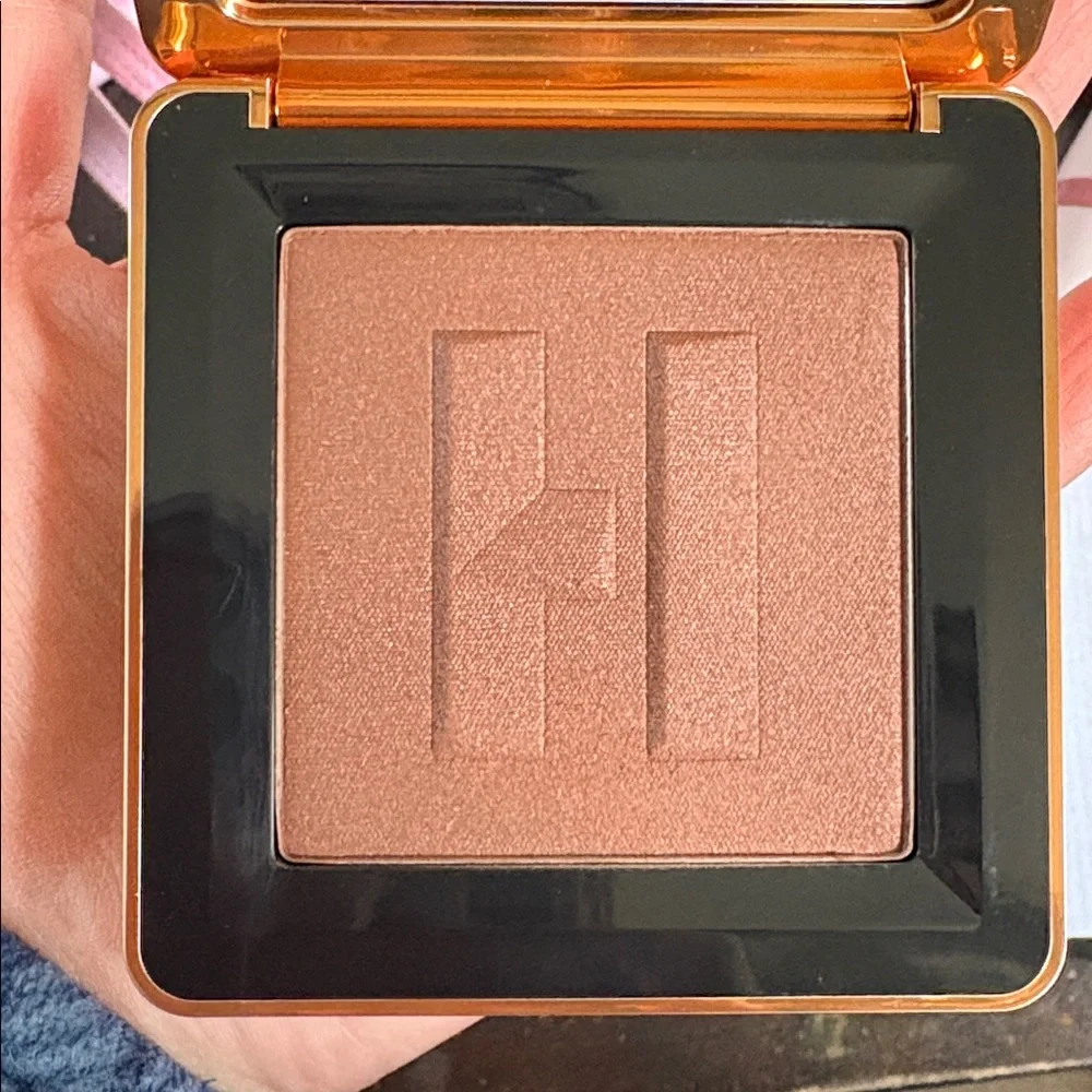 Haus Labs By Lady Gaga Power Sculpt Velvet Bronzer - Deep 10